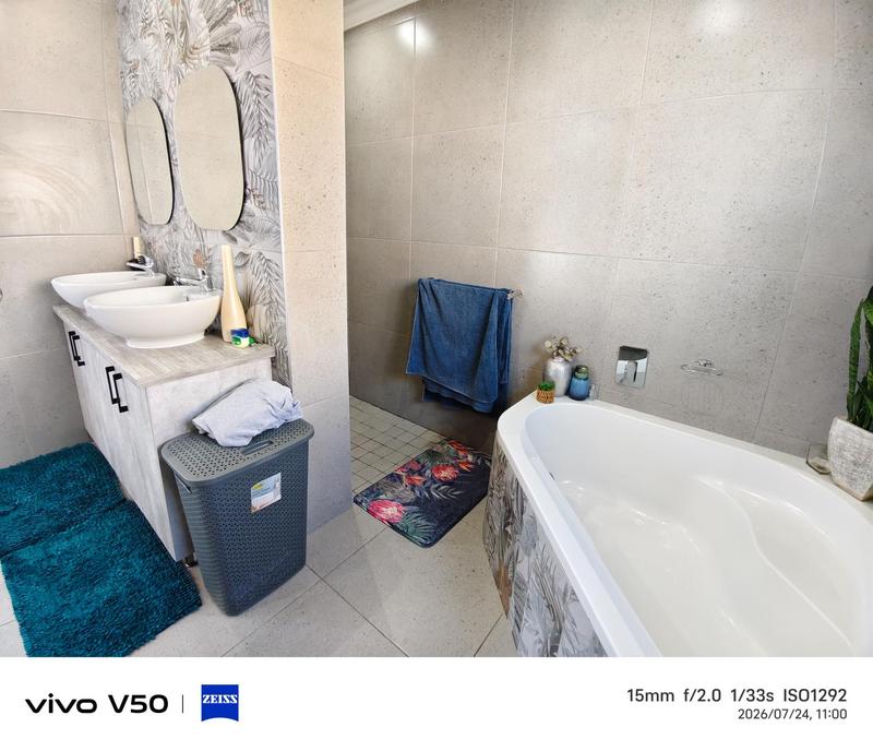 3 Bedroom Property for Sale in Dana Bay Western Cape